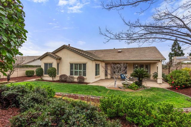 755 Castleberry Ln, Lincoln, CA 95648