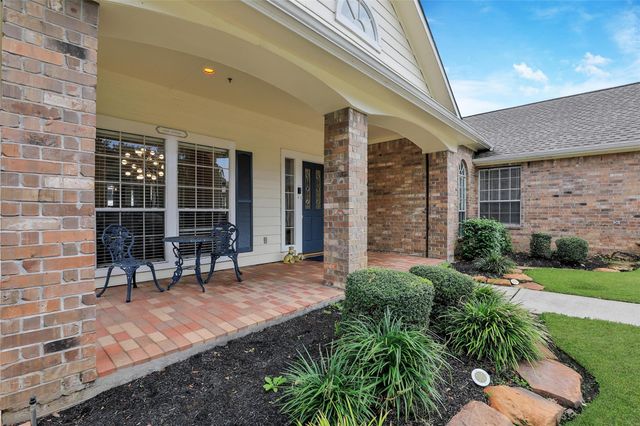 9698 E Shore Drive, Willis, TX 77318