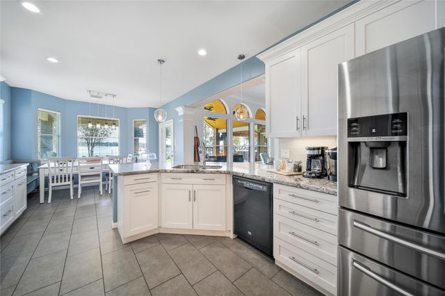 9698 E Shore Drive, Willis, TX 77318