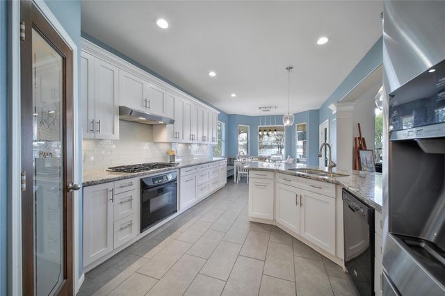 9698 E Shore Drive, Willis, TX 77318