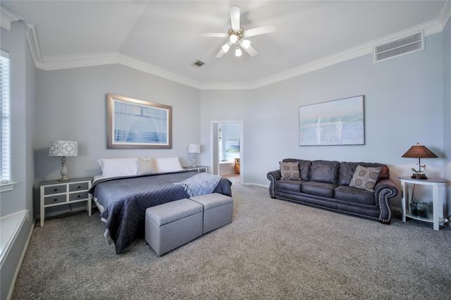 9698 E Shore Drive, Willis, TX 77318