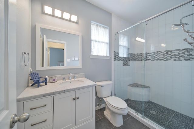 9698 E Shore Drive, Willis, TX 77318