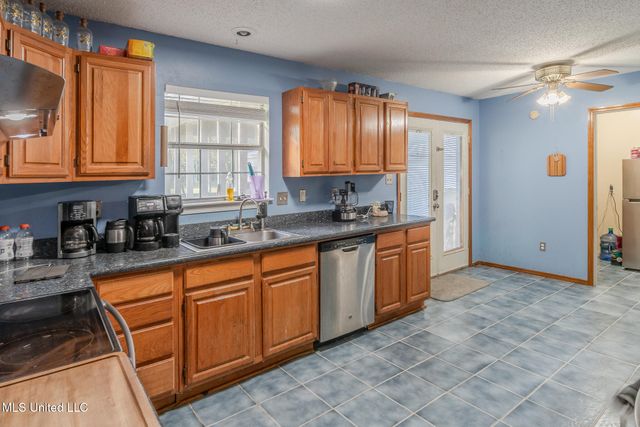 7 Mary Court, Long Beach, MS 39560