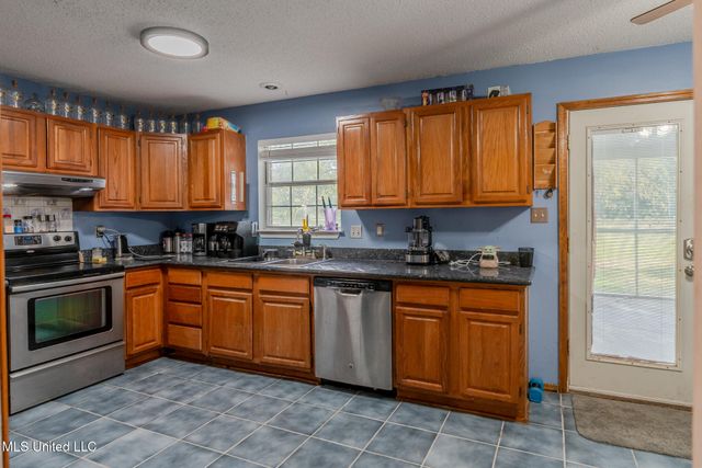 7 Mary Court, Long Beach, MS 39560