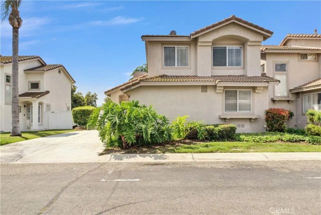 2220 Ascot Street, Corona, CA 92879