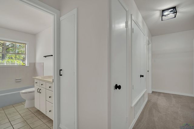 1900 Beth Dr., Longview, TX 75605