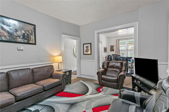 6723 Greenwood St, Morningside, PA 15206