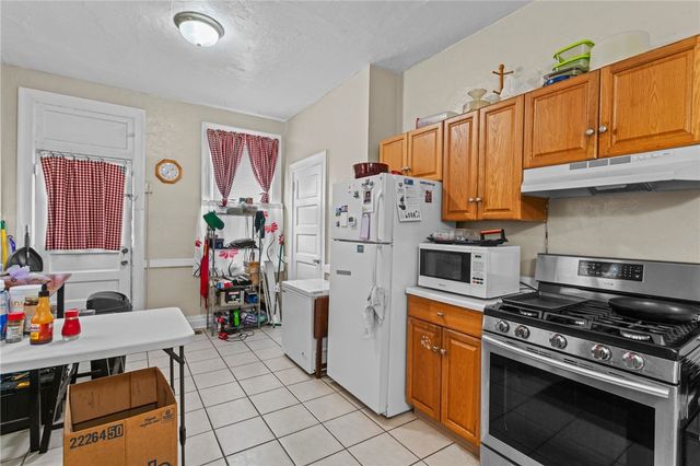 6723 Greenwood St, Morningside, PA 15206