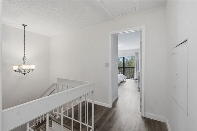 9240 NW 14th Street 270, Pembroke Pines, FL 33024