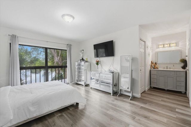 9240 NW 14th Street 270, Pembroke Pines, FL 33024