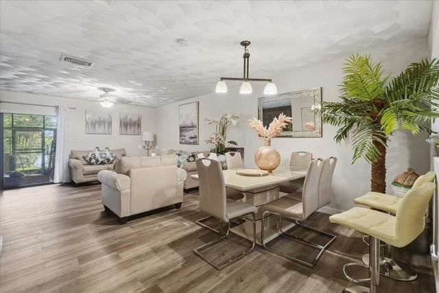 9240 NW 14th Street 270, Pembroke Pines, FL 33024