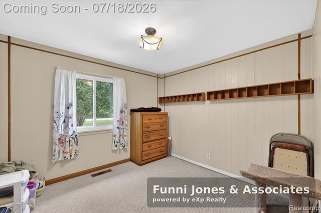 9650 Woodland Court, Ypsilanti, MI 48197