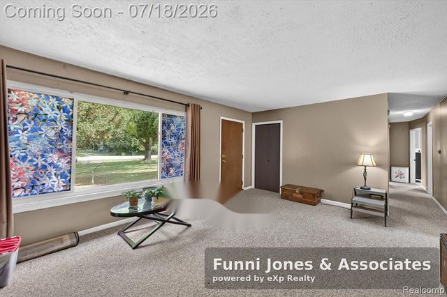 9650 Woodland Court, Ypsilanti, MI 48197
