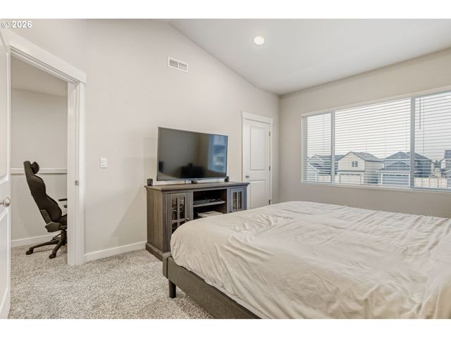 3131 S LINDEN St, Cornelius, OR 97113