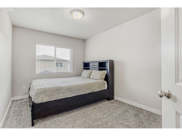 3131 S LINDEN St, Cornelius, OR 97113