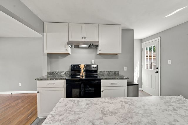 53 Silver Street, Springfield, MA 01107