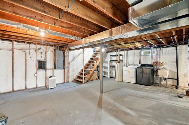 53 Silver Street, Springfield, MA 01107