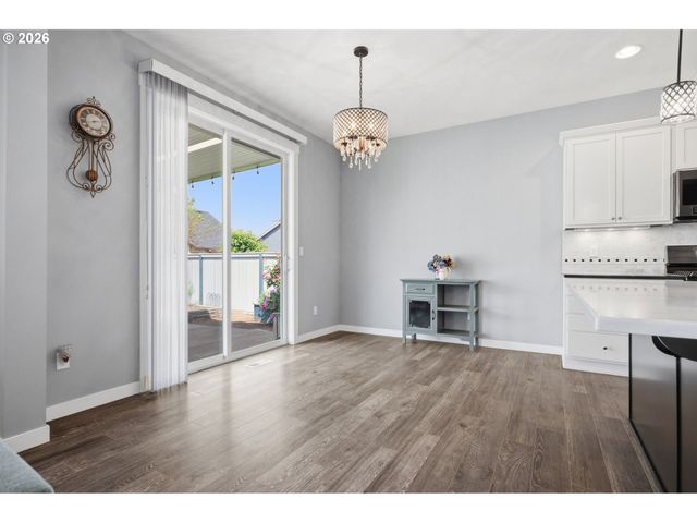 1814 Se 11TH Ave, Canby, OR 97013