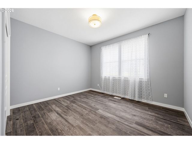 1814 Se 11TH Ave, Canby, OR 97013