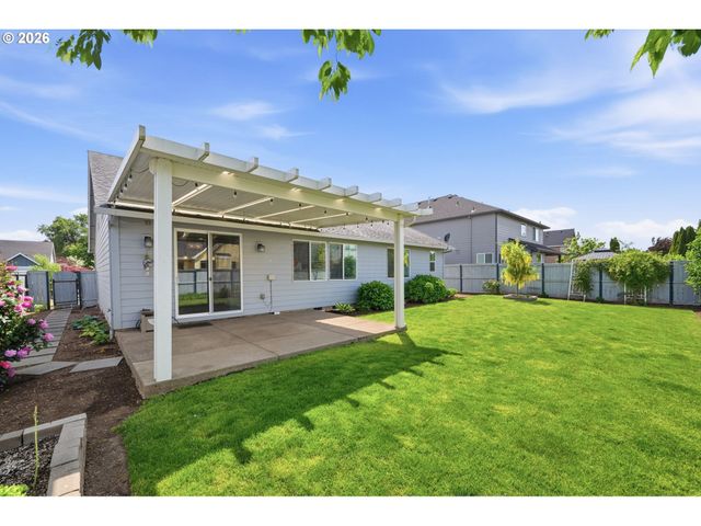 1814 Se 11TH Ave, Canby, OR 97013