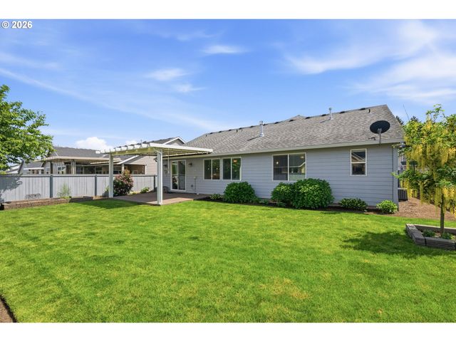 1814 Se 11TH Ave, Canby, OR 97013