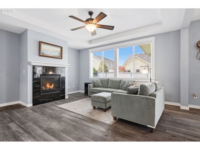 1814 Se 11TH Ave, Canby, OR 97013