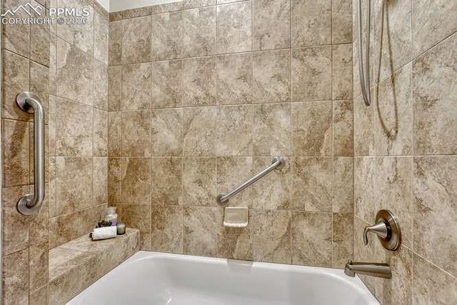 13820 Paradise Villas Grove, Colorado Springs, CO 80921