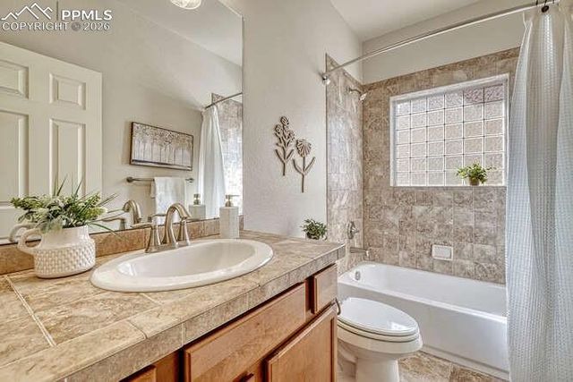 13820 Paradise Villas Grove, Colorado Springs, CO 80921