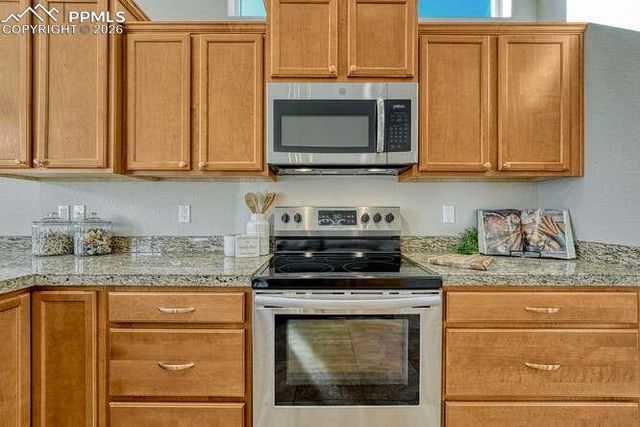 13820 Paradise Villas Grove, Colorado Springs, CO 80921