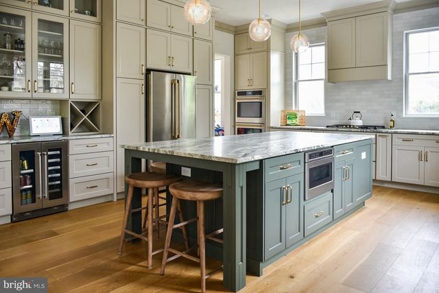 3245 HEEBNER RD, Collegeville, PA 19426