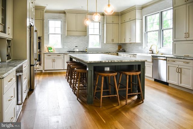 3245 HEEBNER RD, Collegeville, PA 19426