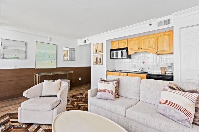2700 N Lumina Avenue Unit 813, Wrightsville Beach, NC 28480