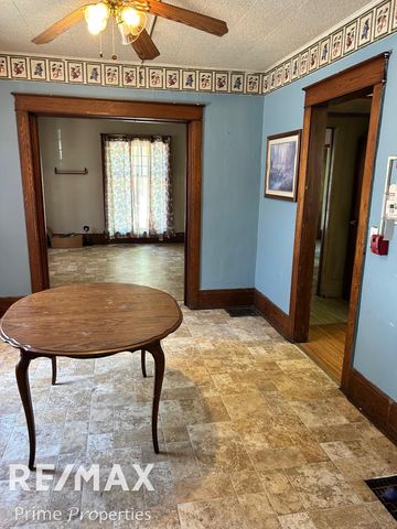 626 E 2nd Street, Flint, MI 48503