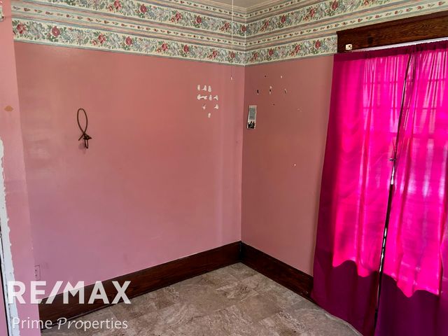 626 E 2nd Street, Flint, MI 48503