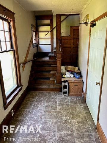626 E 2nd Street, Flint, MI 48503
