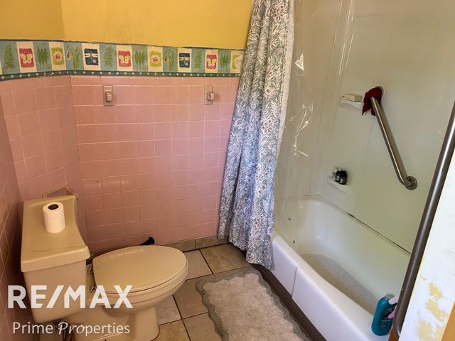 626 E 2nd Street, Flint, MI 48503