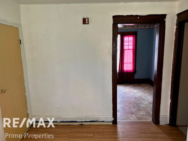 626 E 2nd Street, Flint, MI 48503