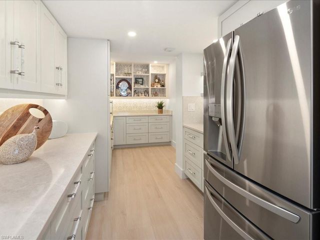 990 Cape Marco DR 307, Marco Island, FL 34145