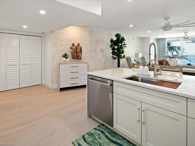 990 Cape Marco DR 307, Marco Island, FL 34145