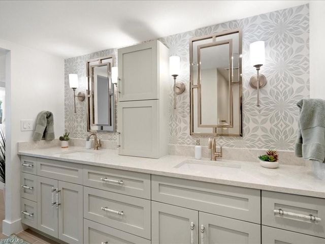 990 Cape Marco DR 307, Marco Island, FL 34145