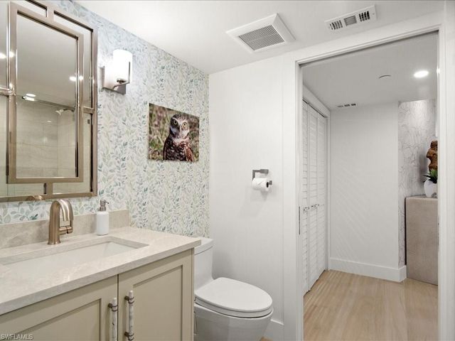 990 Cape Marco DR 307, Marco Island, FL 34145