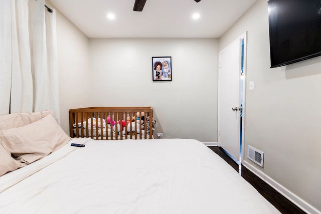 7124 S KEDZIE Avenue, Chicago, IL 60629