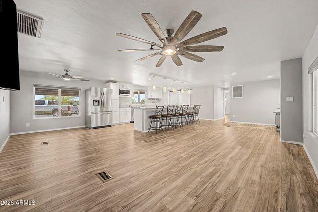 10201 N 99TH Avenue 155, Peoria, AZ 85345