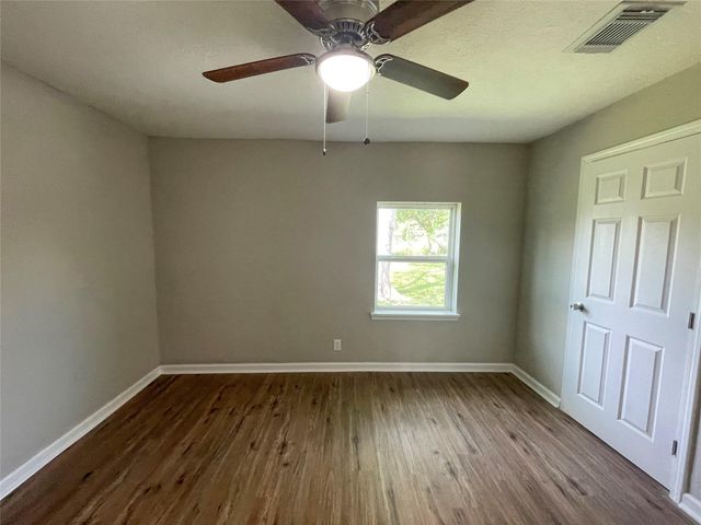 7634 Belbay Street, Houston, TX 77033