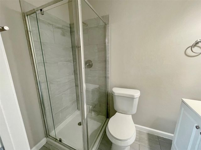 7634 Belbay Street, Houston, TX 77033