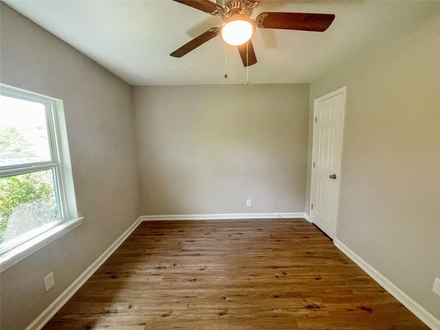 7634 Belbay Street, Houston, TX 77033