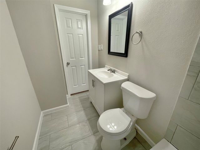 7634 Belbay Street, Houston, TX 77033