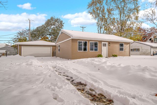 729 Imperial Road, Valparaiso, IN 46385