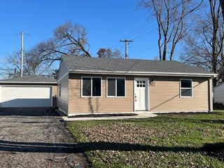 729 Imperial Road, Valparaiso, IN 46385
