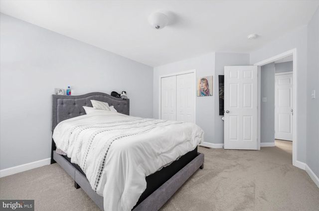 200 SIANNA CIR, Wernersville, PA 19565